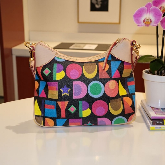 🖤✨ Dooney & Bourke Art Deco Shoulder Bag ✨🖤👜 Includes Dust Bag 💼 - Picture 2 of 11